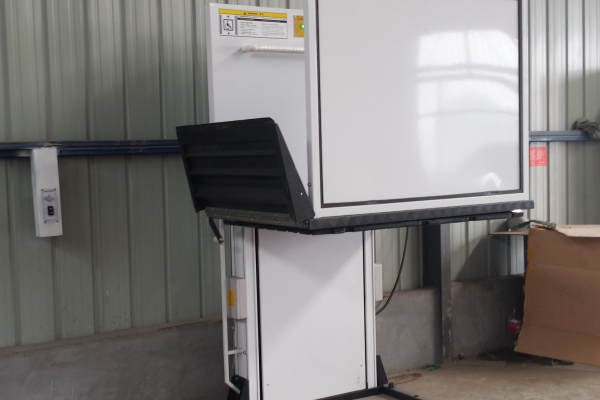 Açık Tip Dikey Engelli Platformu